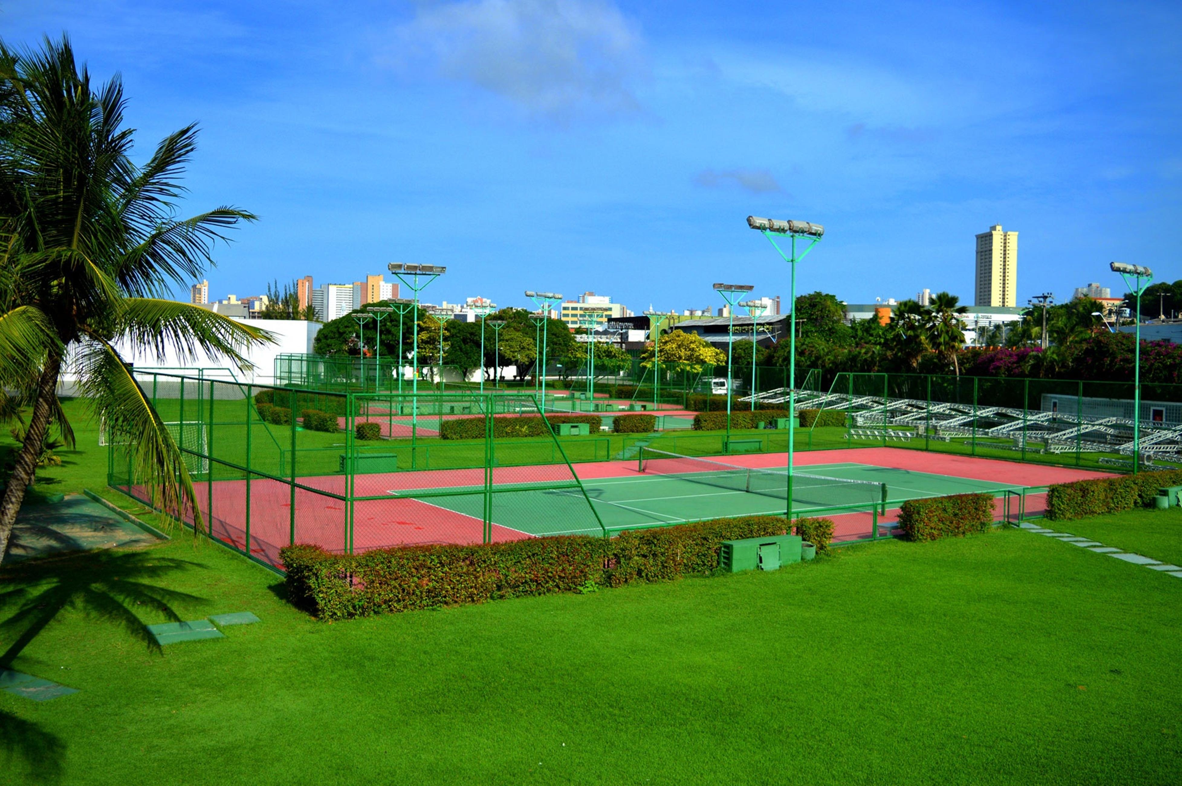 Marina Park Hotel ฟอร์ตาเลซา ภายนอก รูปภาพ Tennis courts