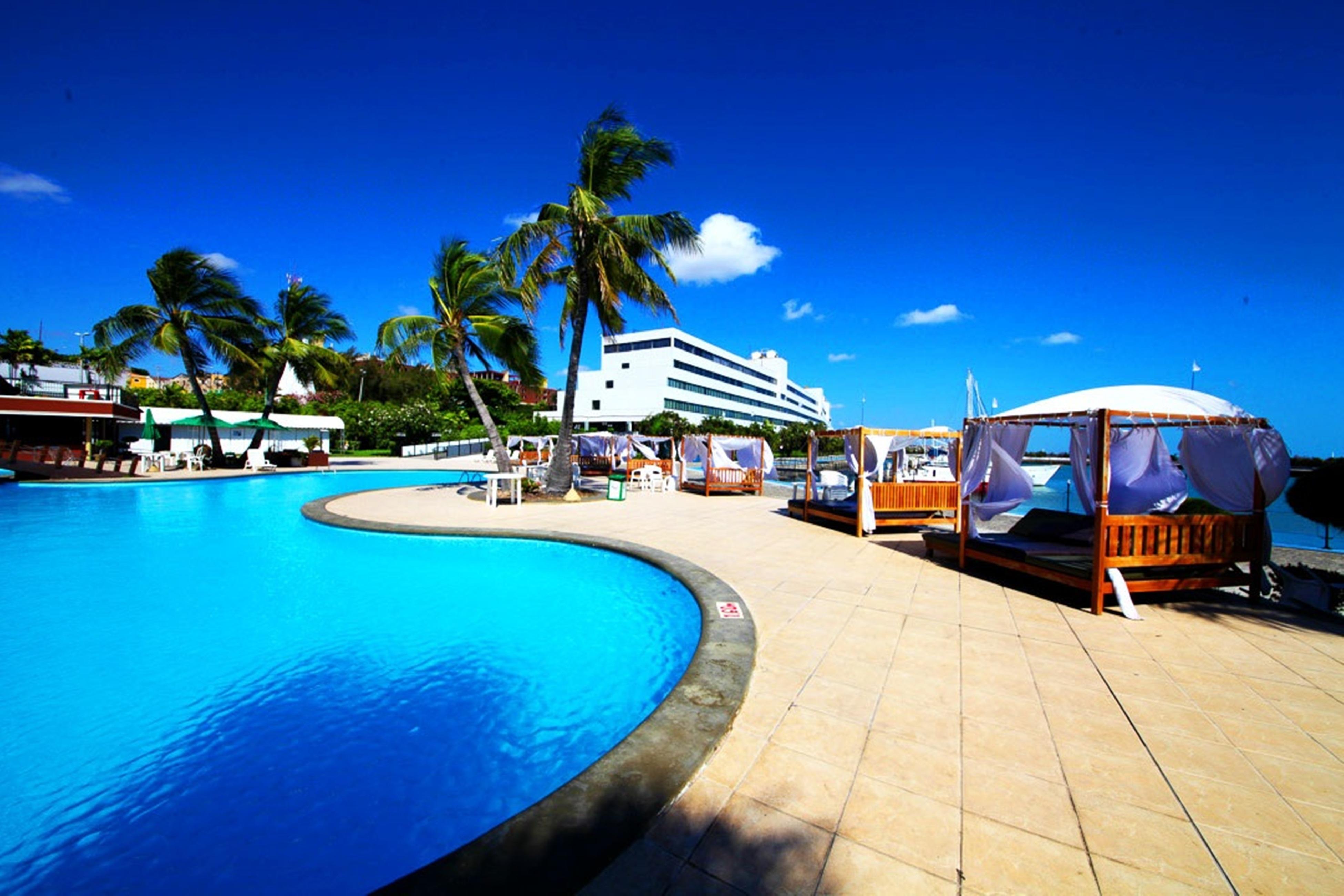 Marina Park Hotel ฟอร์ตาเลซา ภายนอก รูปภาพ The pool at the hotel