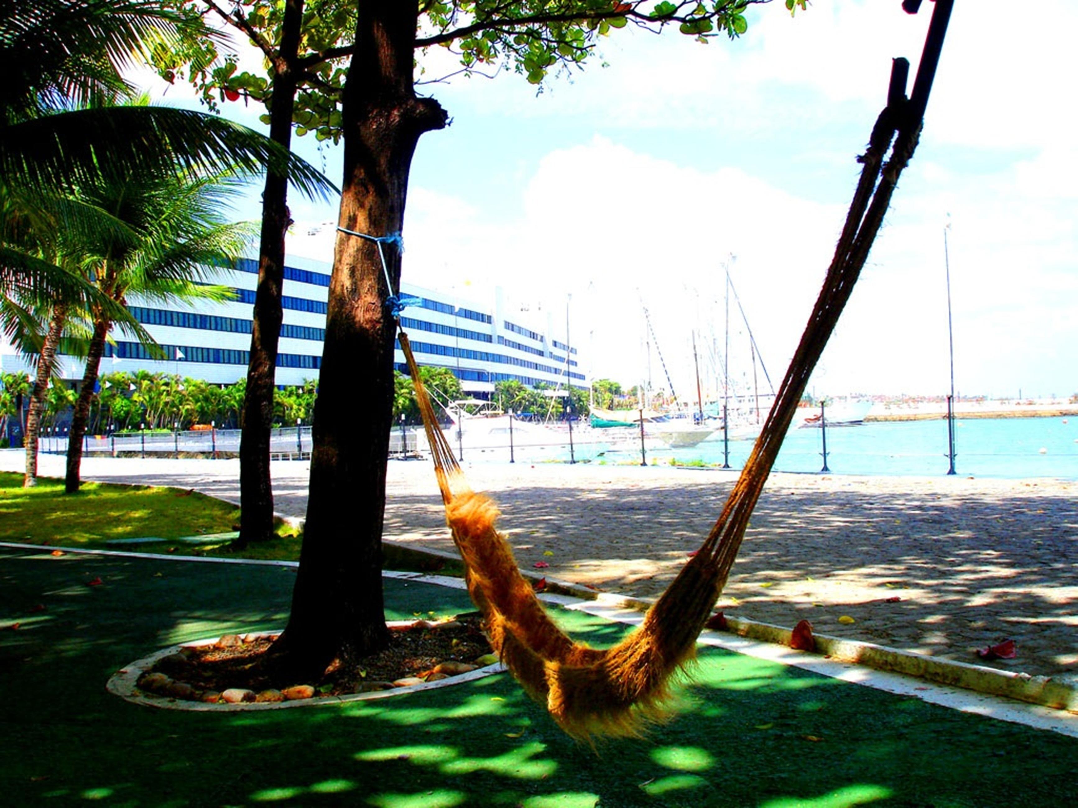 Marina Park Hotel ฟอร์ตาเลซา ภายนอก รูปภาพ The anchor of the USS Maine
