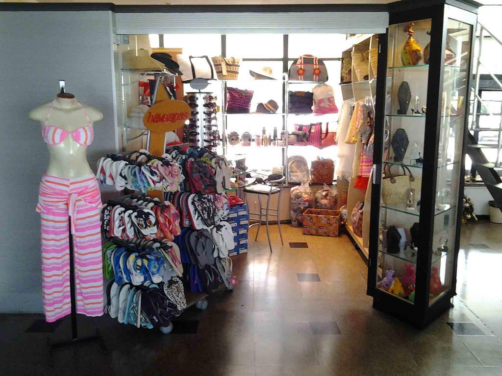 Marina Park Hotel ฟอร์ตาเลซา ภายนอก รูปภาพ A store in the shopping mall